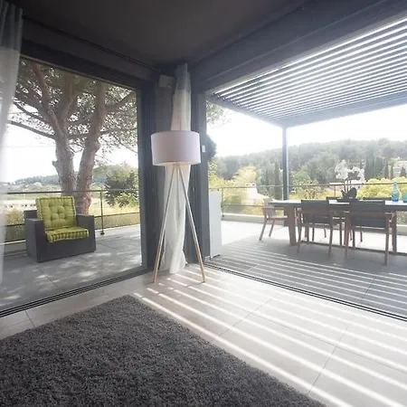 Contemporaine Vue Mer 6 Pers