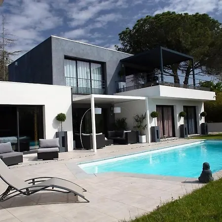Contemporaine Vue Mer 6 Pers * Carqueiranne